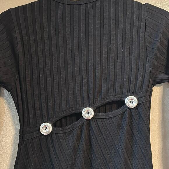 As is RTR SZ small
Simon Miller
Simm Dress Black/Silver Long Sleeve Cut Out Maxi - Picture 9 of 10